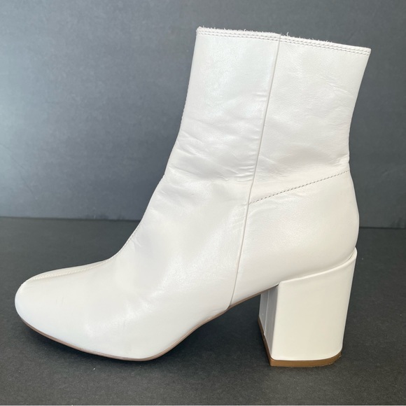 & Other Stories Women’s White Leather Booties Chunky Heel Round Toe **Size 7.5 - Picture 4 of 14
